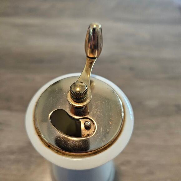 Vintage Lenox Caribee Ivory Golden Wreath Rope Design Pepper Mill Grinder MCM - Picture 9 of 14